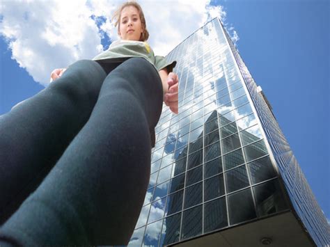 Giantess Emily Hello By Giantessbeta D Oiawu Dragernen Flickr