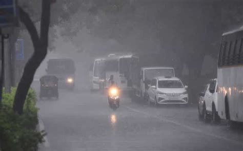 Tamil Nadu Weather Update Heavy Rains Predicted In Tn Puducherry For