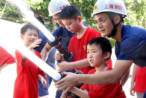 暑期夏令营 走进消防站图片新闻中国政府网