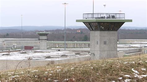 Concerns continue over federal inmate transfers to our area | wnep.com