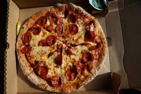 Alleged Pizza Worker Livid After Boss Took Free Food Out Of Paycheck Newsweek