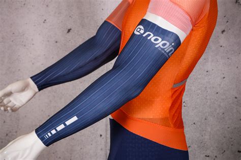 Review Nopinz Pro 1 Aero Arm Warmers Road Cc