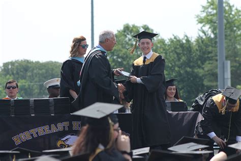 Photo Gallery Northeast High Graduation 2019 Pasadena