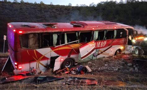 Accidente De Autobús Turístico En La Mixteca De Oaxaca Deja Un Saldo De 16 Personas Heridas Oaxaca