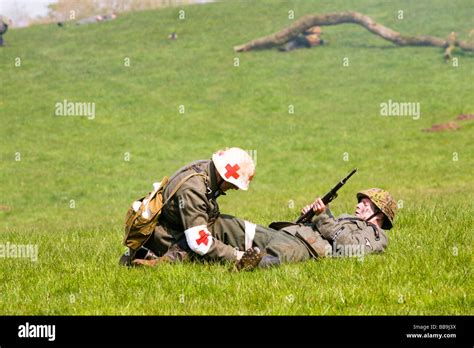 Combat Medic Ww2 Hi Res Stock Photography And Images Alamy