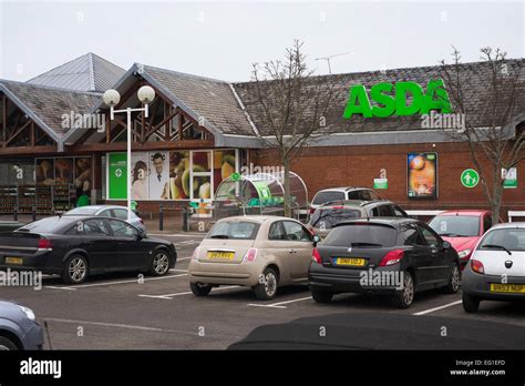 Asda supermarket and car park in Shrewsbury, Shropshire, England, UK ...