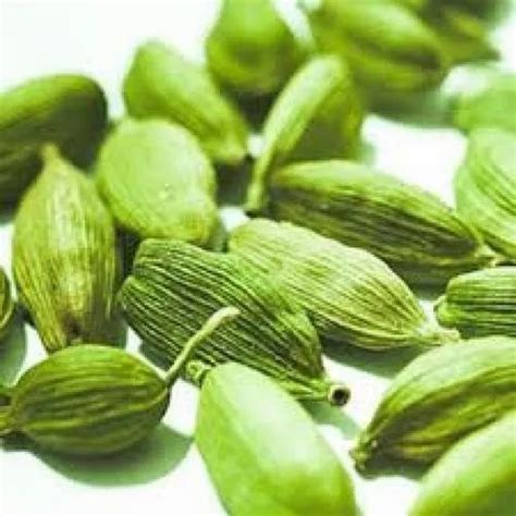 Natural Green Cardamom Packaging Type Packet Packaging Size 1 Kg At Best Price In Mumbai