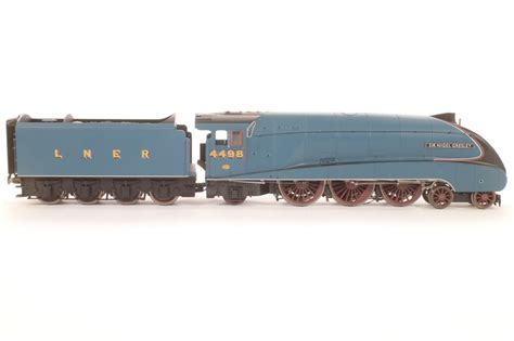 Hornby R2149 Class A4 4 6 2 Sir Nigel Gresley 60007 In Br Garter Blue