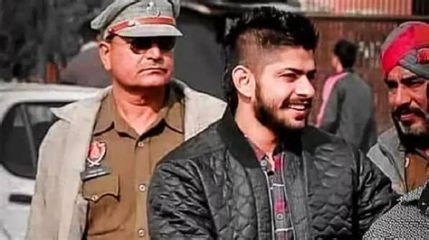 हरियाणा पुलिस ने मुठभेड़ के बाद लॉरेंस बिश्नोई गिरोह के गैंगस्टर को