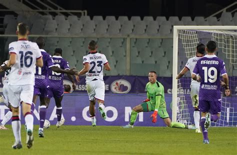 Cagliari Fiorentina 2 3 Risultato Della Partita Di Serie A Gol Di