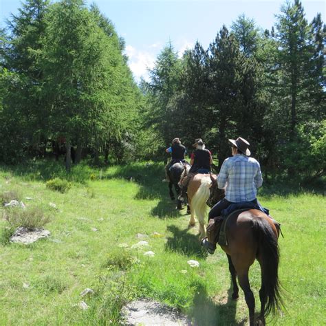 Randonnée à Cheval En Provence La Route Napoleon Du Verdon A La Haute