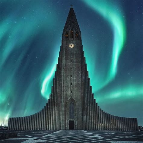 İzlandanın en büyük kilisesi Hallgrimskirkja