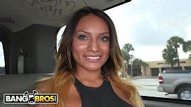 BANGBROS We Noticed Nola Xico S Big Tits And Offered Her Some Cash And A Fun Ride XNXX