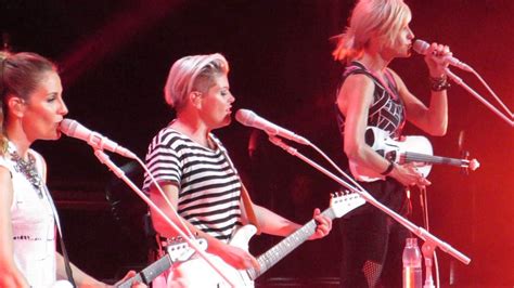 Dixie Chicks Not Ready To Make Nice LIVE HD YouTube