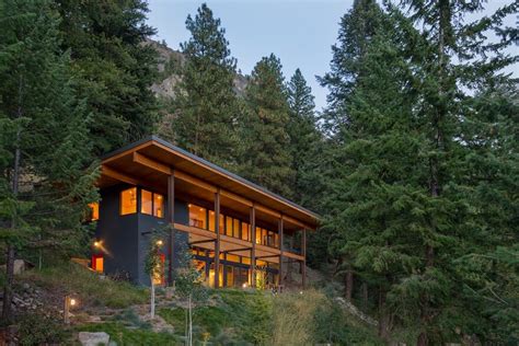 Chechaquo Cabin - Modern Mountain Cabin Design