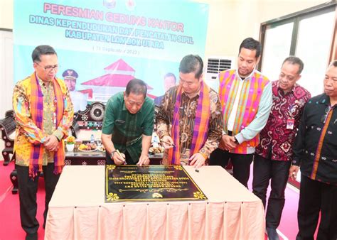 Dirjen Teguh Setyabudi Dan Bupati Lombok Utara Resmikan Kantor Dinas