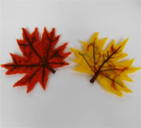 Set Of 5 Felt Leaves Fall Colors Autumn Leaf Craft Oak Etsy