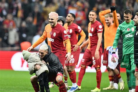 Galatasaraydan Y L N Transfer Ad M Aranan On Numara Bulundu Gol