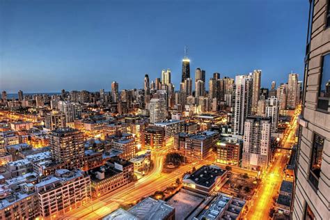Here’s how Chicago could reclaim its ‘Second City’ title - Curbed Chicago