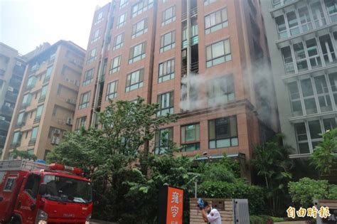 北市南港住宅竄濃煙 住戶嚇壞奔出 社會 自由時報電子報