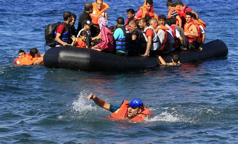 41 Migrantes Desaparecieron En Naufragio En El Mar Mediterráneo El