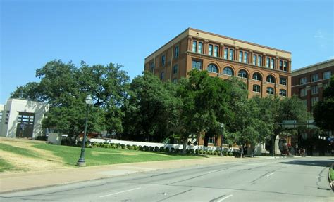 Dealey Plaza in Dallas: History, Landmarks, and Photo Spots – Blog