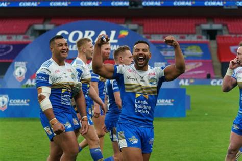 Kruise Leeming Leeds Rhinos Celebrates Editorial Stock Photo Stock