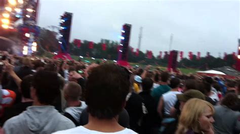 Defqon One Noisecontrollers Gimme Love Flying Defqon Symbol