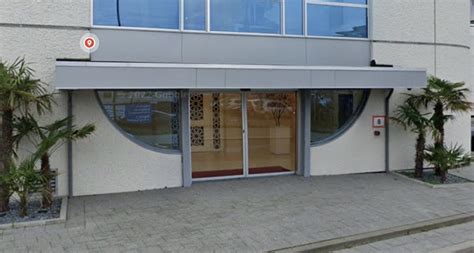 Man Legt Explosief Bij Deur Trouwcentrum Het Paleis In Schiedam