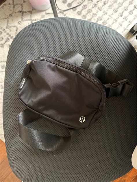 Lululemon Everywhere Bag 1l Belt Bags And Waist Packs Facebook