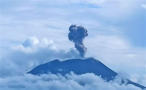 Warga Di 3 Desa Diimbau Waspada Longsoran Lava Gunung Ile Lewotolok