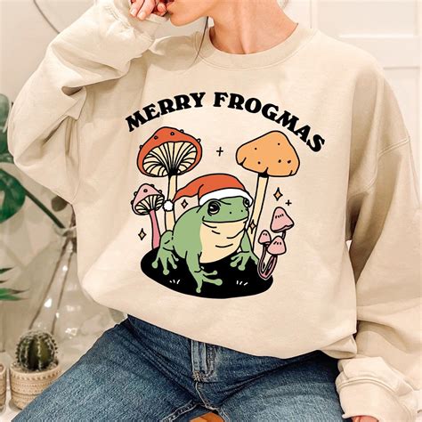 Christmas Frog Sweatshirt Merry Frogmas Christmas Jumper Etsy Uk