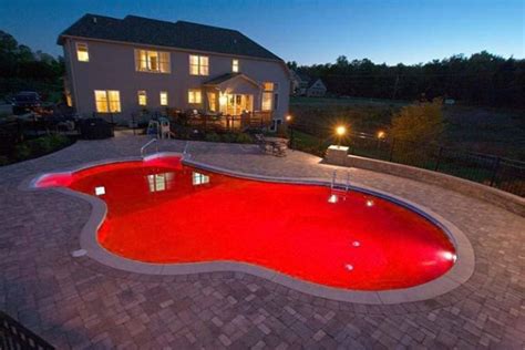 15 Attractive Swimming Pool Lighting Ideas