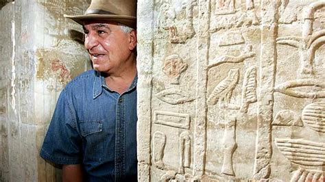 Zahi Hawass El Arque Logo Egipcio De A Os Que Ha Descubierto La