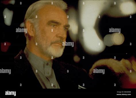 ENTRAPMENT -1999 SEAN CONNERY Stock Photo - Alamy