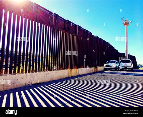 Border Patrol Hi Res Stock Photography And Images Alamy