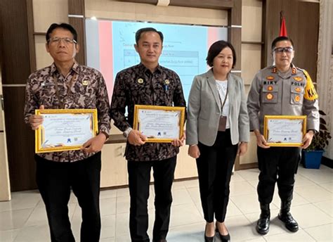 Kppn Liwa Anugerahkan Penghargaan Satker Award Periode Penilaian