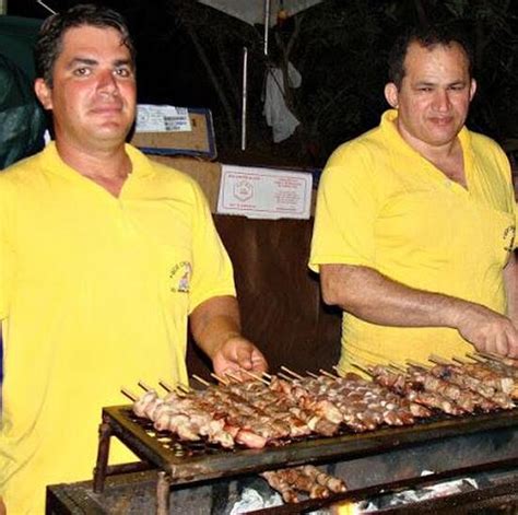 Menu Em Mais Que Churrasco Restaurante Bras Lia