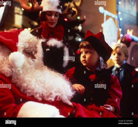 LOOK WHO'S TALKING NOW, from left: Santa Claus, Tabitha Lupien, David ...