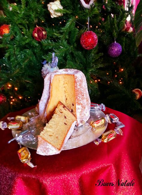 Pandoro Con Gocce Di Cioccolato Lamiapassioneriscopertajuli