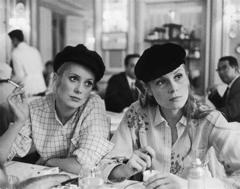 Catherine Deneuve Kate Walsh Look Alike 13 Reasons Why Short Hair
