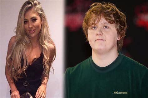 Lewis Capaldi Revealed Reveals He Dating Girlfriend As Stunning