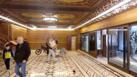 Inside Syrian Dictator Al Assads Palace Ferraris Cash Unbelievable
