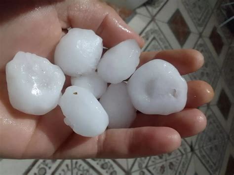 VÍDEO Tempestade de granizo atinge Bagé RS nas primeiras horas da