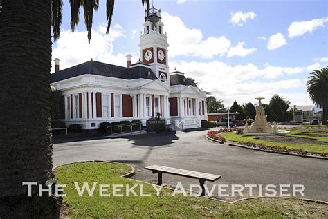 Ararat Performances Return To Town Hall The Weekly Advertiser