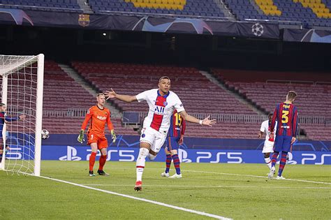 Psg Vence Barcelona E Avan A Para As Semifinais Da Liga Dos Campe Es