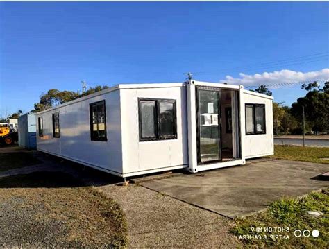 Australian Standards 2 Bedroom Luxury Modular Foldable House 20ft Expandable Container House