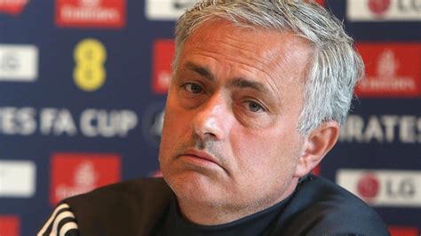 Manchester United Boss Jose Mourinho Admits He Can T Stop Chelsea Fans From Hating Him Ahead Of