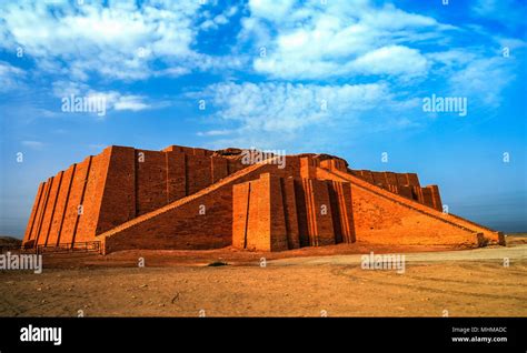 Ziggurat Of Ur High Resolution Stock Photography and Images - Alamy