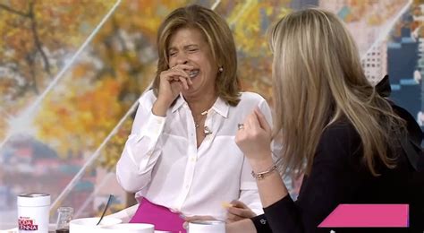 Todays Hoda Kotb Breaks Down In Tears After Uncontrollable Laughter As